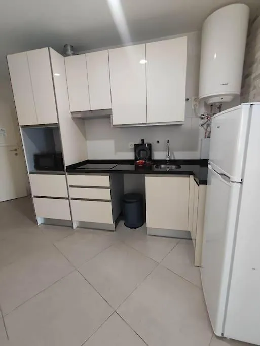 Apartman Nuevo Estudio Con Parking Gratis Málaga Spanyolország
